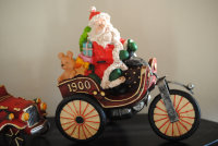 Der Weihnachtsmann auf dem Motorrad Figur Retro Antik...
