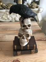 Totenschädel mit  Figur Skull Gothic Rabe Buch...