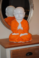 Buddha Shaolin Mönch Weiss Orange H38 cm Garten u....