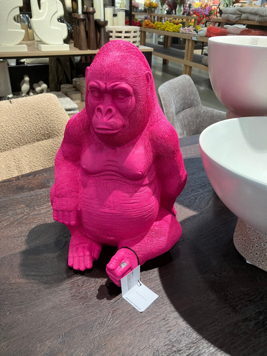 Trend Figure Deko Gorilla in Pink Rosa H 36,5 cm, 54,95 €