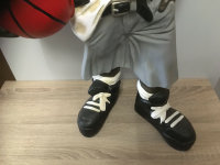 cooler Basketball Junge mit Ball Figur H80 cm Dekoration Figur Home Bistro Garten