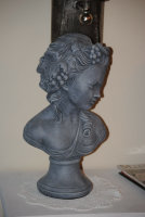 Schöne Dame Büste Frau Figur Skulptur Wein Königin Shabby Style Grau Garten 2035-23