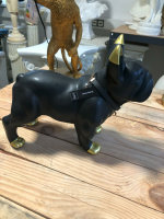 Bulldogge Schwarz Gold mit Halzkette Keramik H27 cm